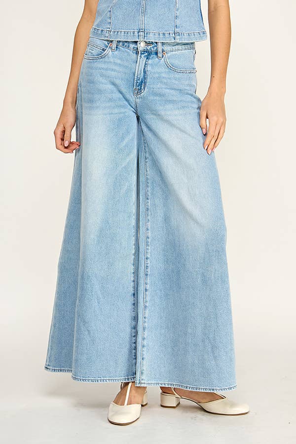 STRETCH LIGHT DENIM WIDE LEG PANTS: DENIM BLUE / M