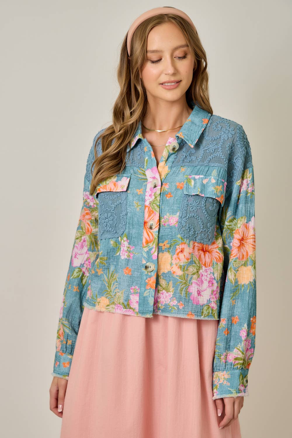 61438 Floral Mixed Media Jacket: White Mix / Large