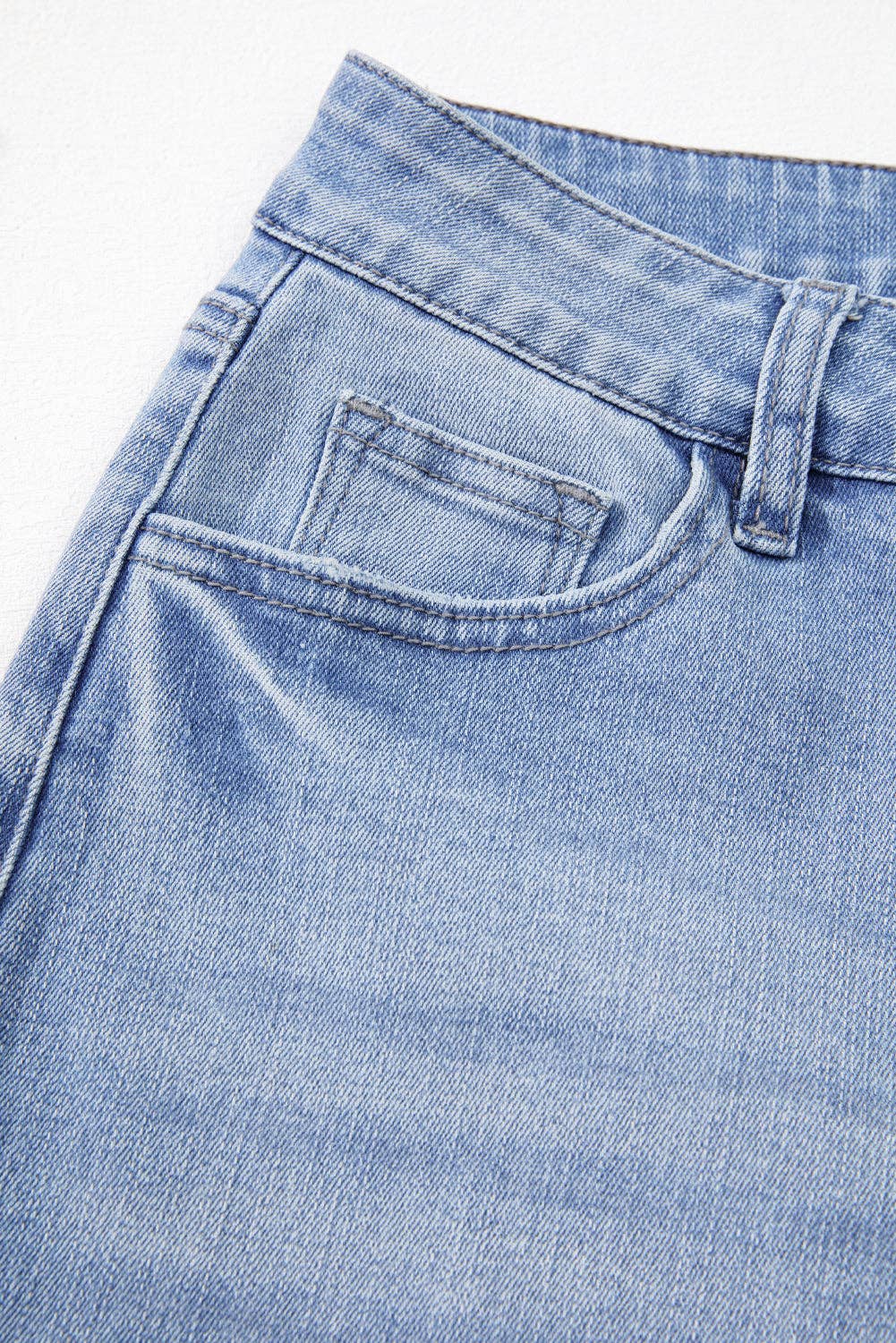 High Waist Flared Jeans with Raw Hem: Sail Blue / 71%Cotton+27.5%Polyester+1.5%Elastane / 10