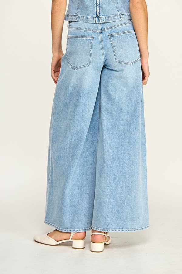 STRETCH LIGHT DENIM WIDE LEG PANTS: DENIM BLUE / M