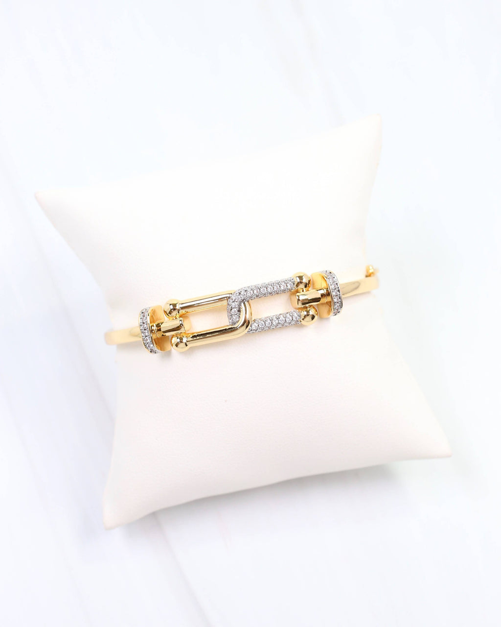 Isiah Interlocking Gold Bangle