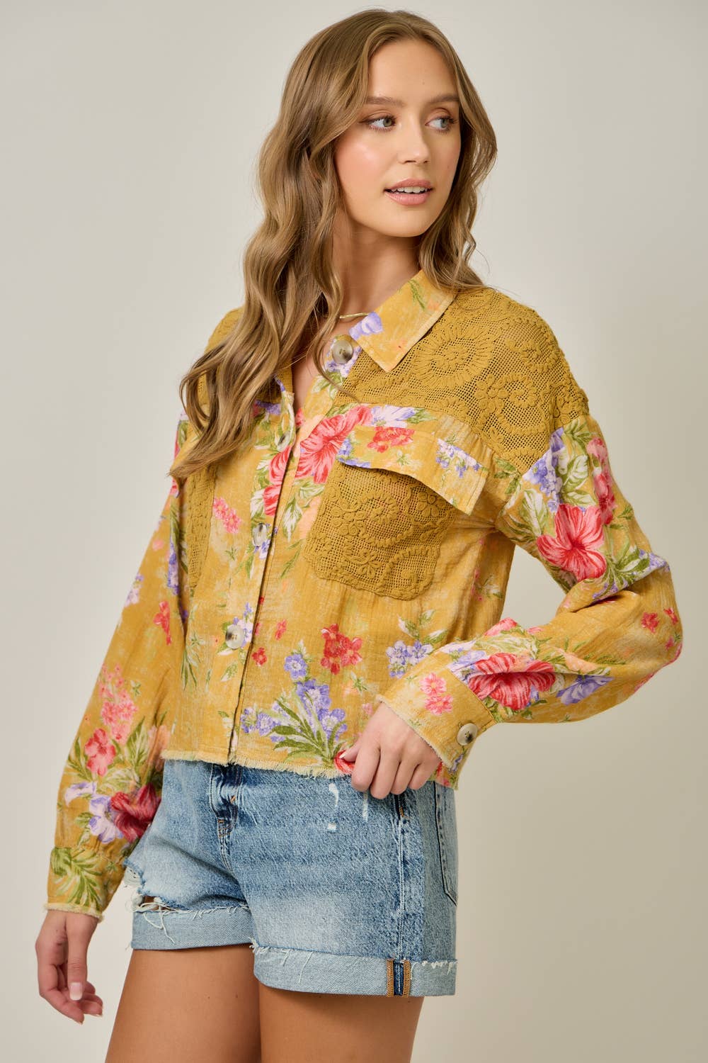 61438 Floral Mixed Media Jacket: White Mix / Small