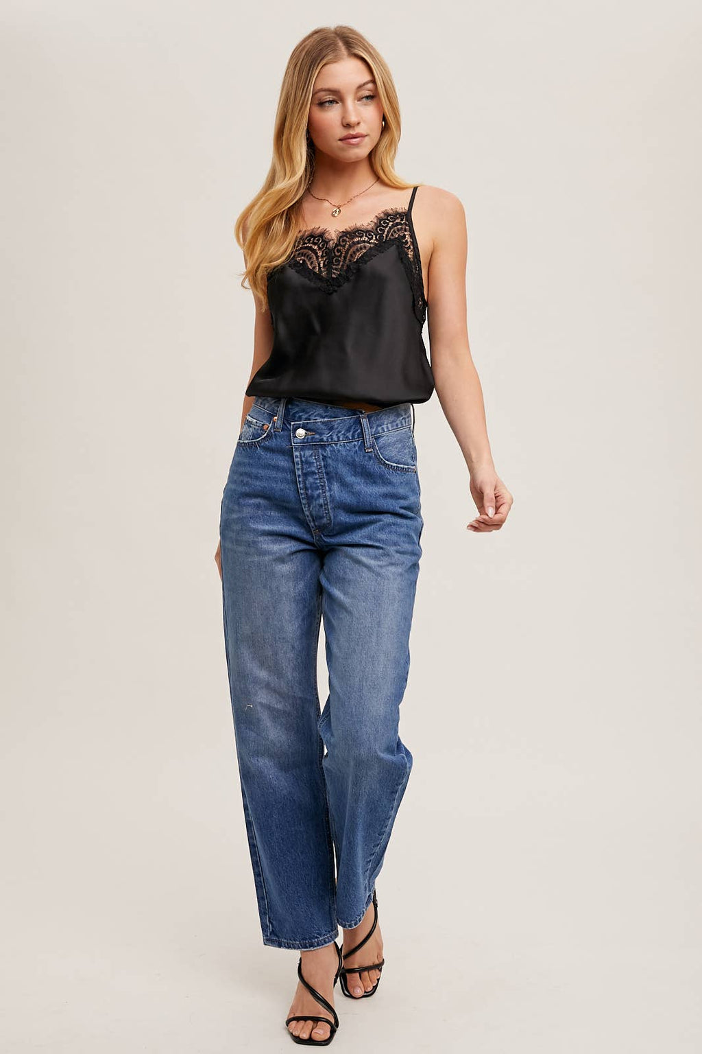 DENIM ASYMMETRICAL WAIST STRAIGHT LEG JEANS: MED.WASH / L