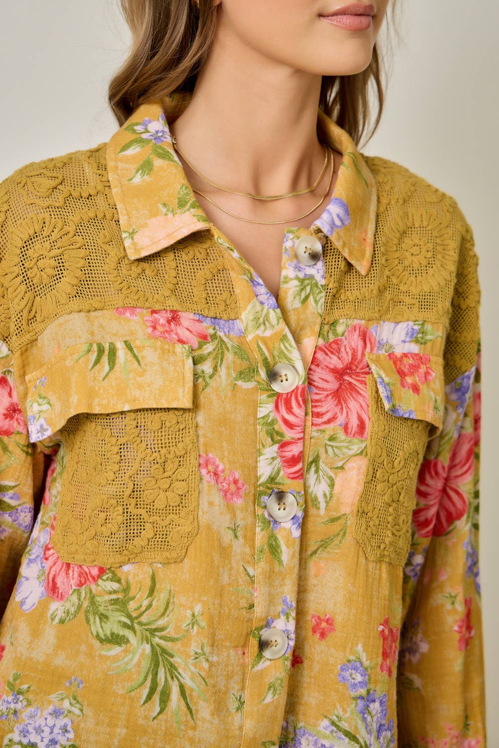 61438 Floral Mixed Media Jacket: White Mix / Large