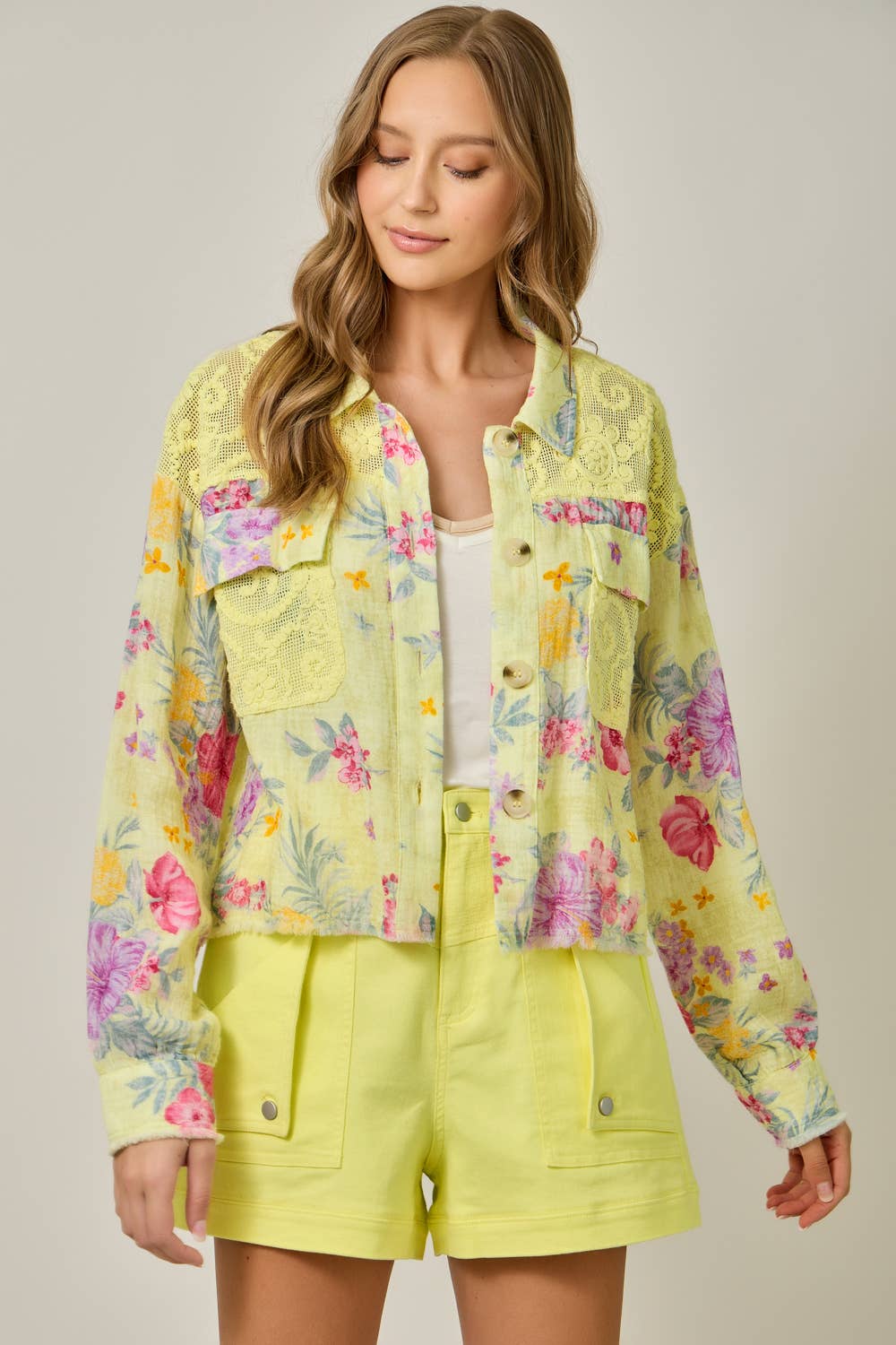 61438 Floral Mixed Media Jacket: White Mix / Small