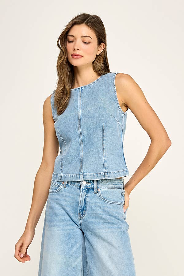 CURVED SEAM DENIM TOP: DENIM BLUE / L