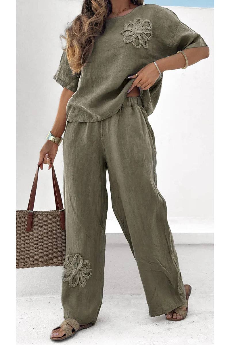 Floral Relaxed Two-Piece Set: BEIGE / S