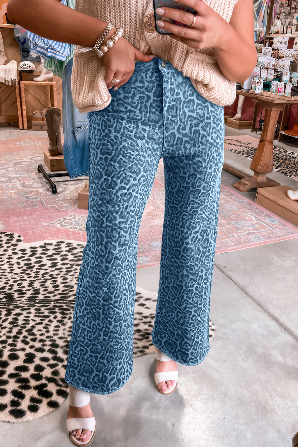 66 Western Leopard Love Edge Wide Leg High Waist Jeans: Light Gray / 8