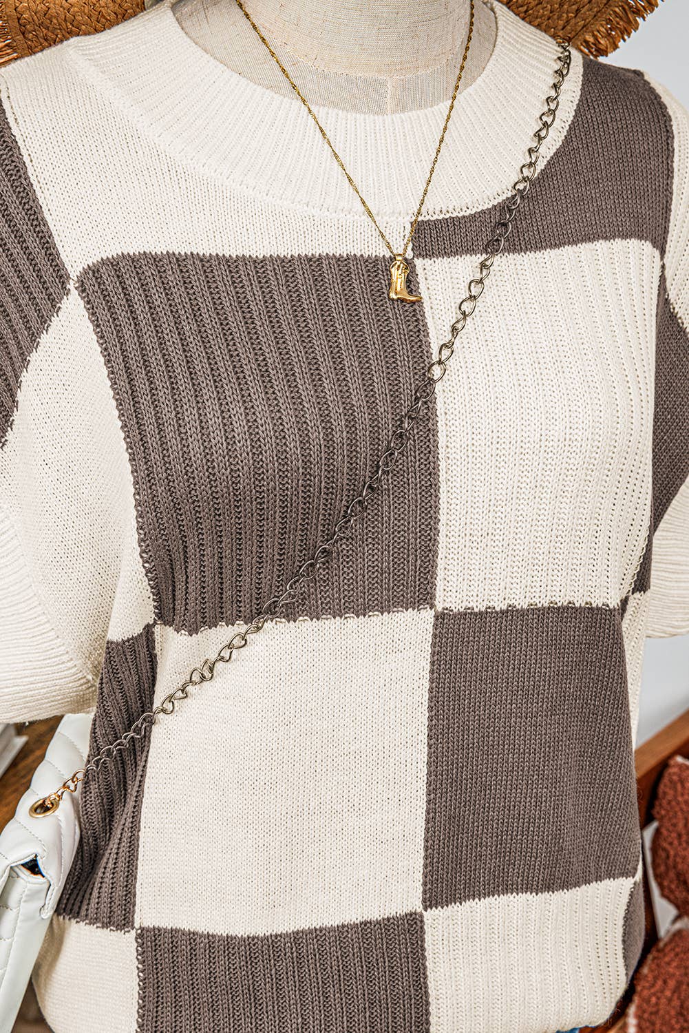 Fashion-W Checkered Colorblock Short Sleeve Sweater: Khaki / Missy / L