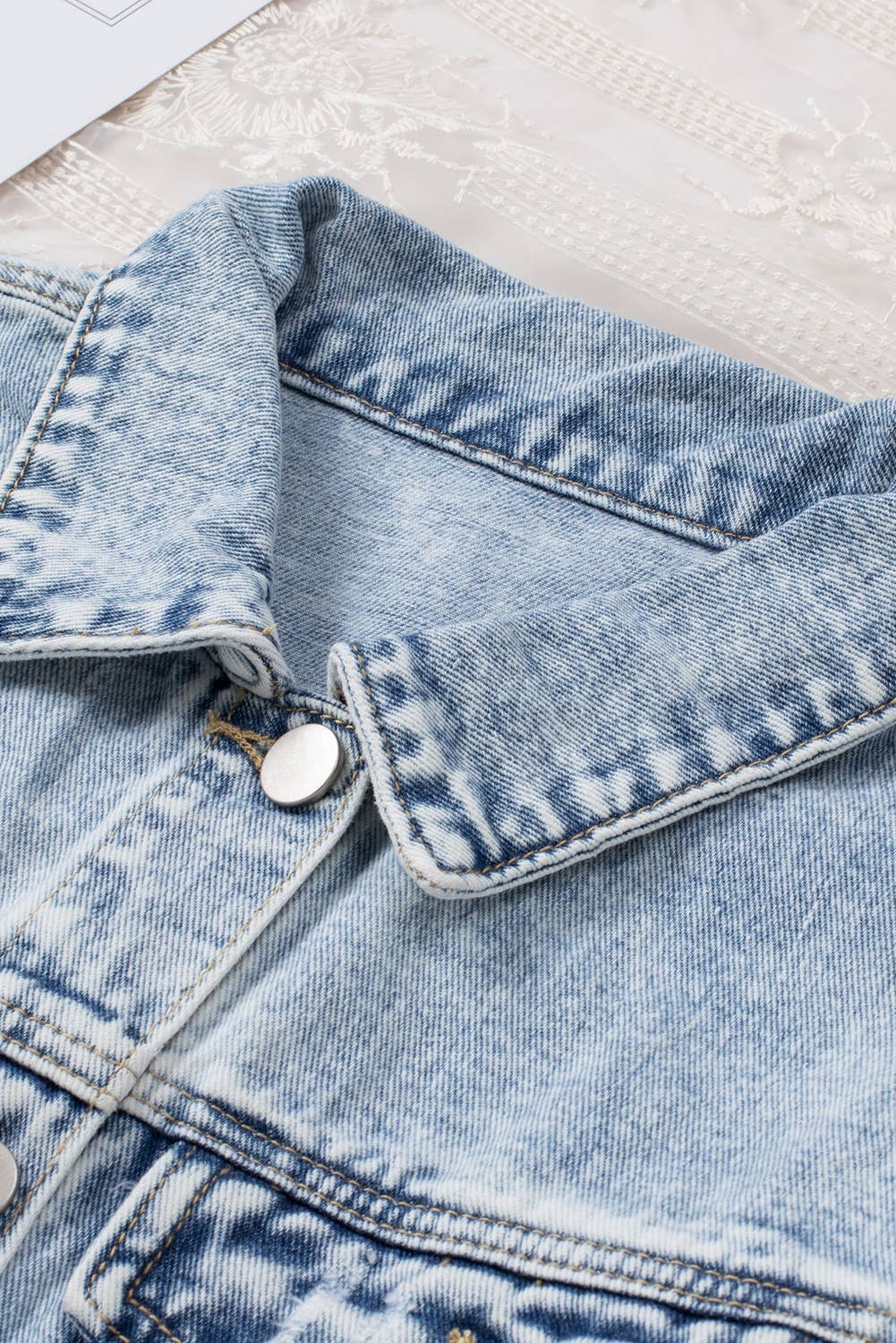Lapel Distressed Raw Hem Buttons Denim Jacket (S-2XL): Blue / Missy / S