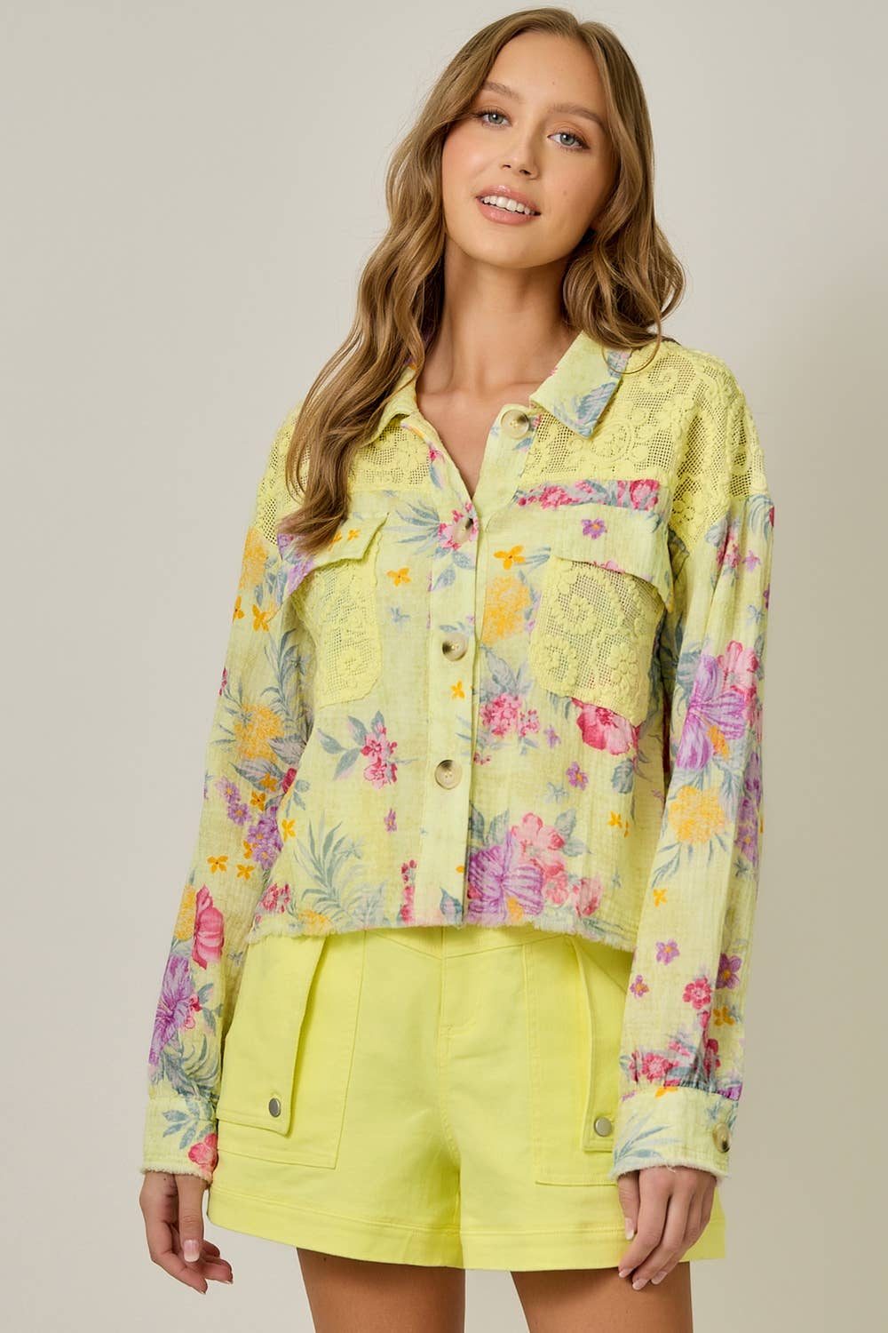 61438 Floral Mixed Media Jacket: White Mix / Small