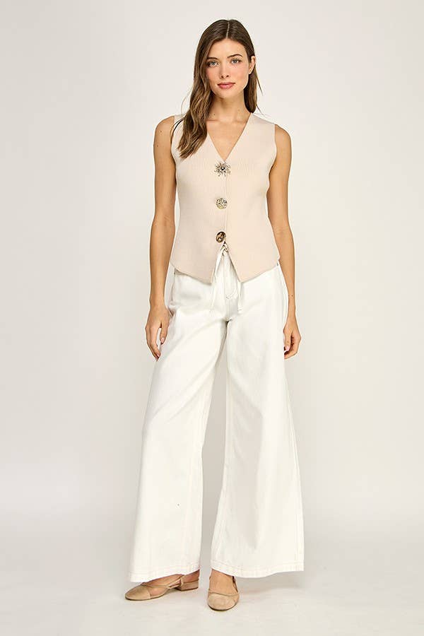 GOLD BUTTON SPLIT VEST: Beige / S