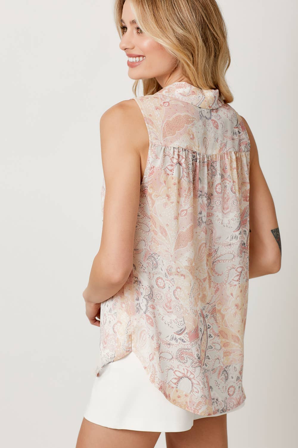 Sleeveless Chiffon Shirt