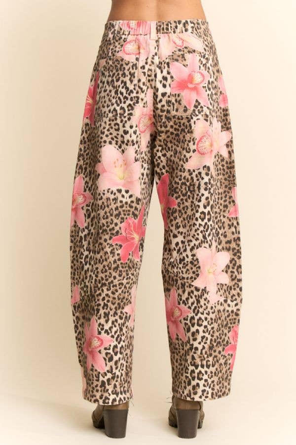 LEOPARD FLORAL PRINT RELAXED WIDE LEG PANTS: LEOPARD FLORAL / L