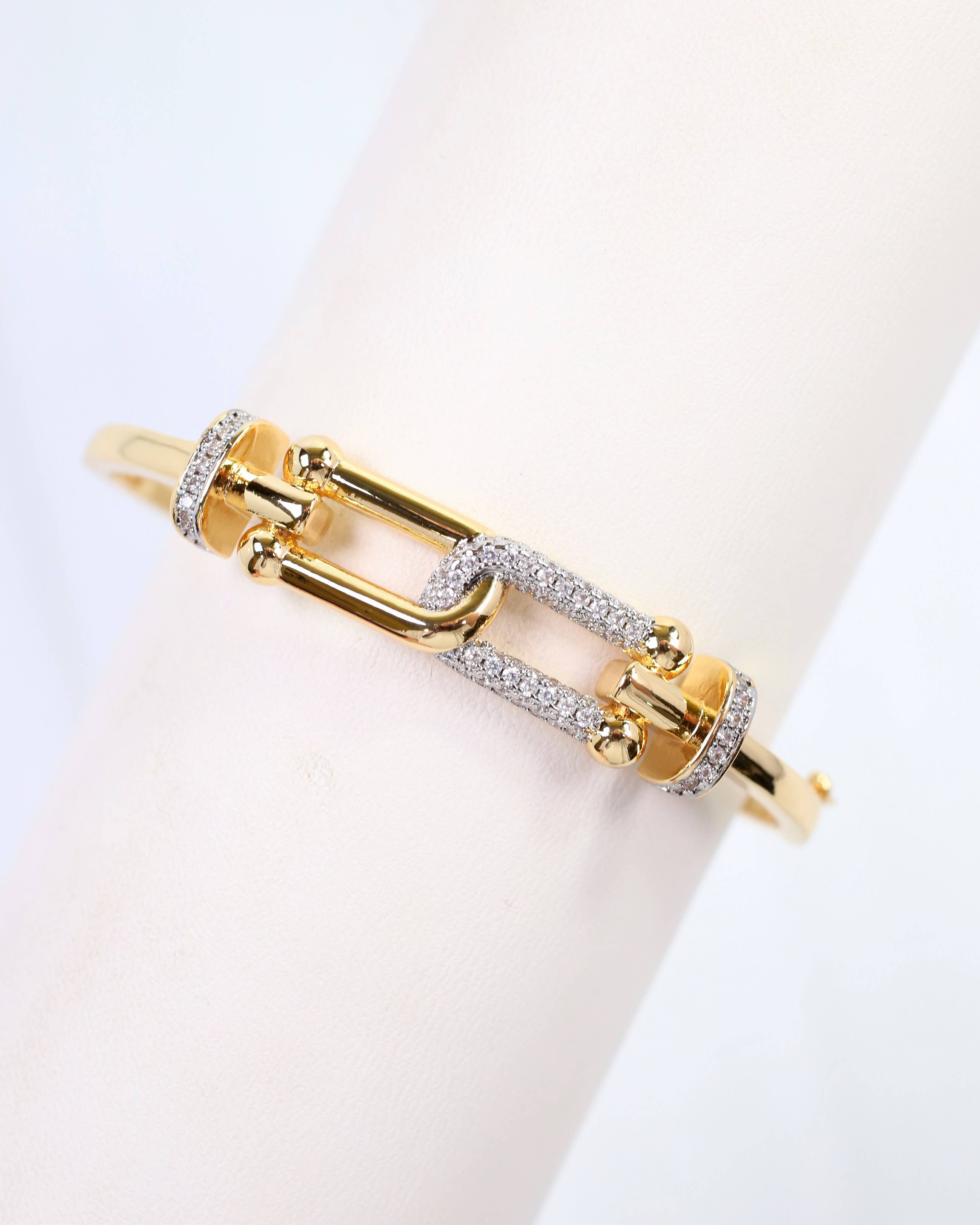 Isiah Interlocking Gold Bangle