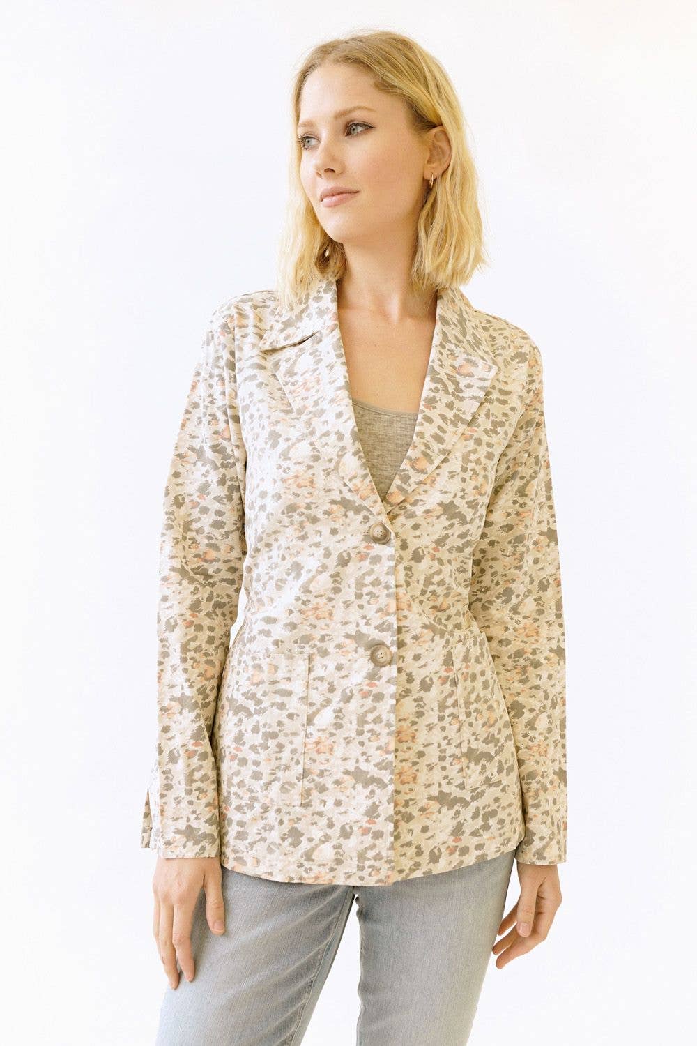 20038 Leo Print Blazer: Leopard / S