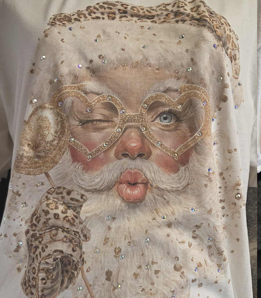 Cheetah Santa Heart Glasses: Yes / White T-Shirt / Small