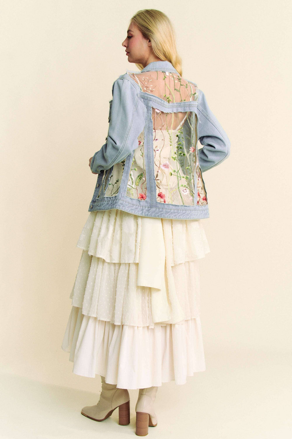 FLORAL EMBROIDERY MESH BUTTON DOWN DENIM JACKET: Denim / S